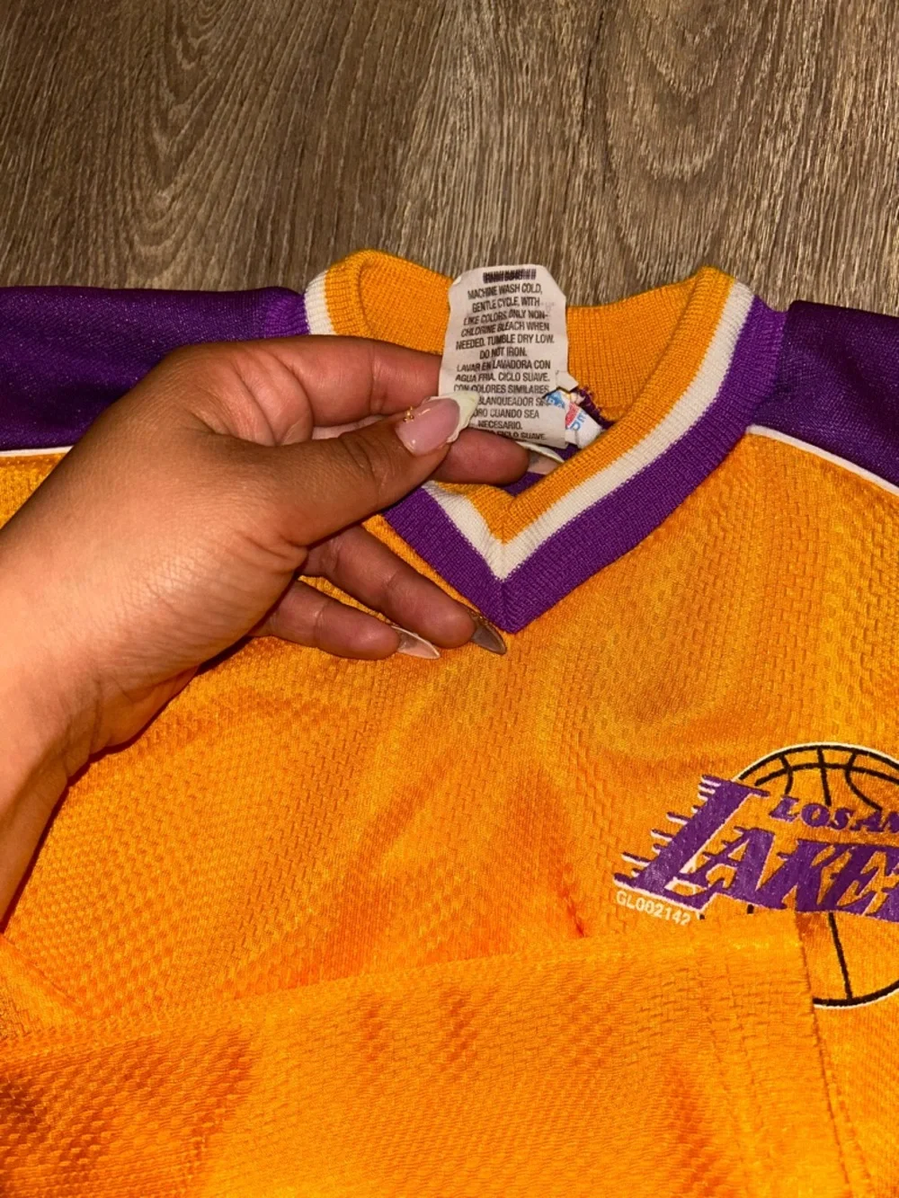 Vintage NBA Lakers Jersey - Picture 5 of 5